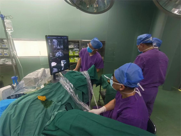 徐州市中医院解锁新技术：AI融合成像引导前列腺癌穿刺活检术，早癌诊疗再添精准利器！