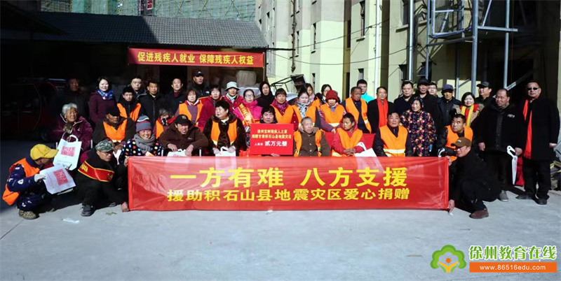 出水才看两腿泥——艺术百家年终述评