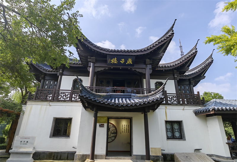 燕子楼的爱情故事