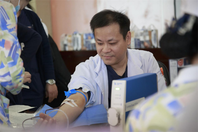 徐州市儿童医院开展“热血温暖寒冬，医者护佑生命”无偿献血活动