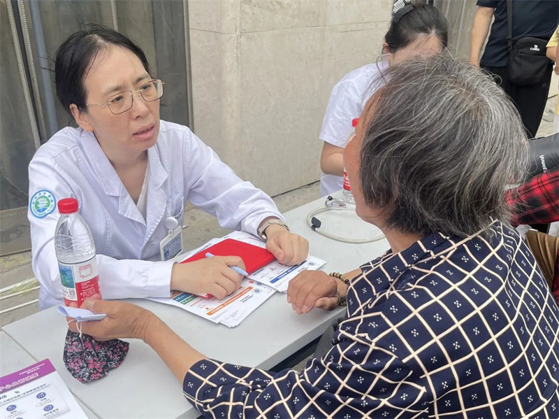 义诊活动┃徐州市中医院举办“世界高血压日”义诊活动